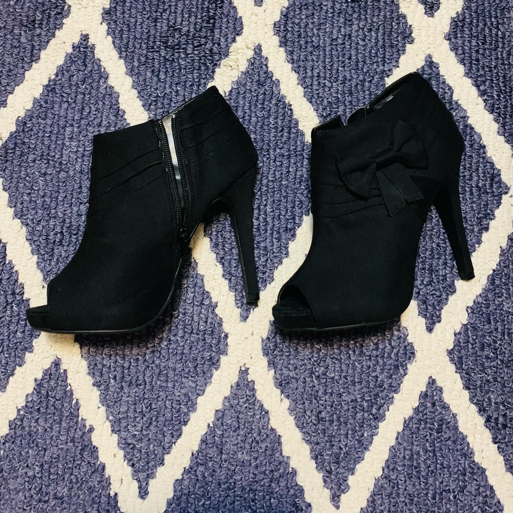 Black Bow Suede Peep Toe Heel Bootie